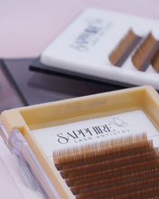 Load image into Gallery viewer, Light Brown Lash Trays - NEW!
